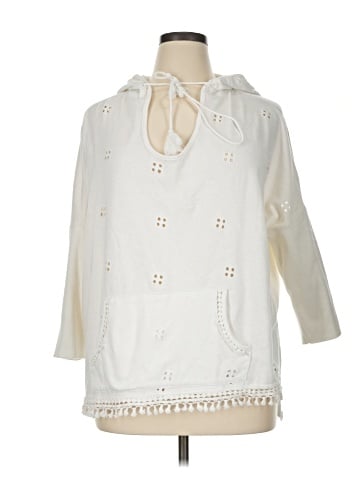 Lilka Poncho (view 1)