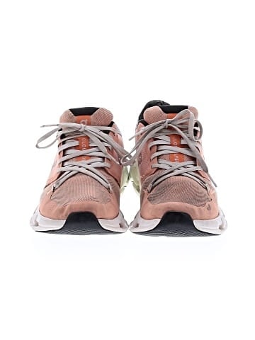 On Cloud Sneakers (view 2)