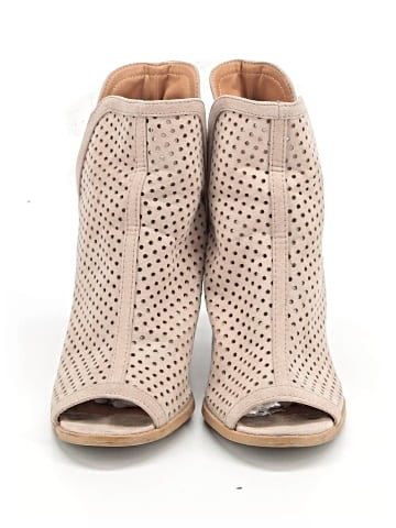 Qupid Ankle Boots (view 2)