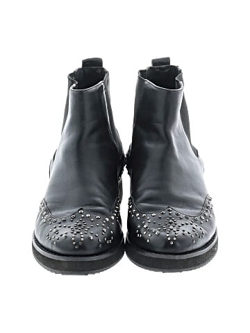 MICHAEL Michael Kors Ankle Boots (view 2)