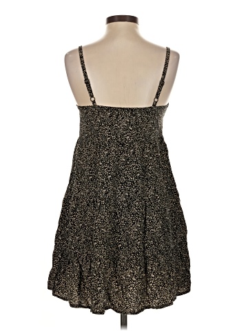 Old Navy Casual Dress (view 2)