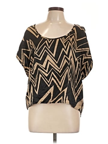 Studio Y Short Sleeve Top (view 1)