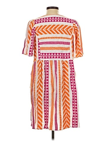 Old Navy Casual Dress (view 2)