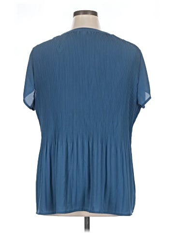 Pleione Short Sleeve Blouse (view 2)