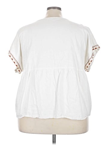 Sonoma Goods for Life Short Sleeve Blouse (view 2)