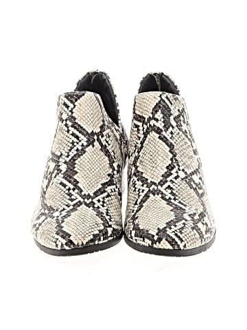 Kenneth Cole REACTION Ankle Boots (view 2)