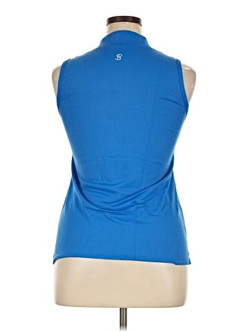 Sofibella Sleeveless T-Shirt (view 2)