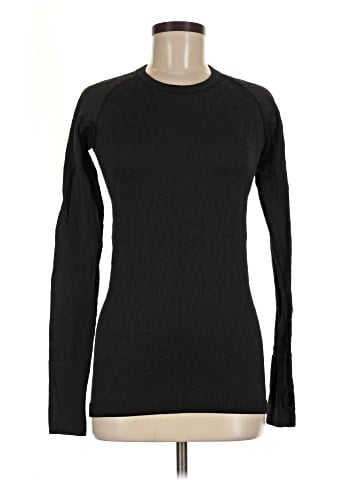 Lululemon Athletica Long Sleeve T-Shirt (view 1)