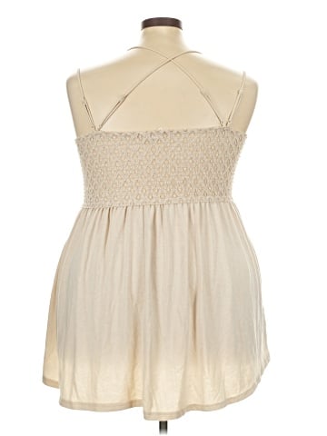 Zenana Sleeveless Blouse (view 2)