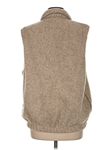 Pendleton Faux Fur Vest (view 2)