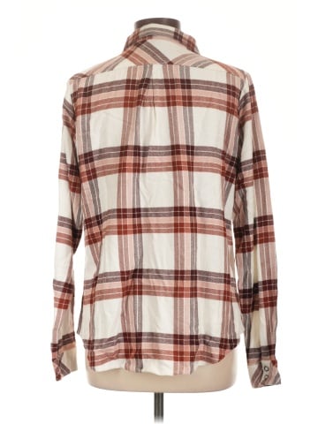 Aventura Long Sleeve Button-Down Shirt (view 2)