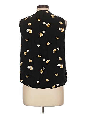Old Navy Sleeveless Blouse (view 2)