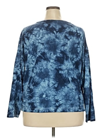 Old Navy Pullover Sweater (view 2)
