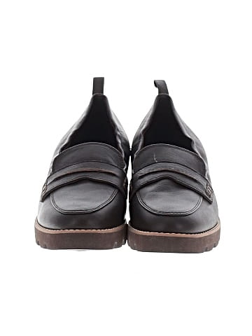 Vionic Flats (view 2)