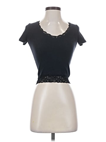 Hollister Short Sleeve T-Shirt (view 1)