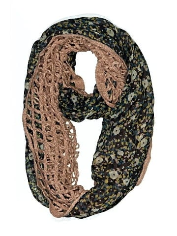 Pins and Needles Scarf (view 1)
