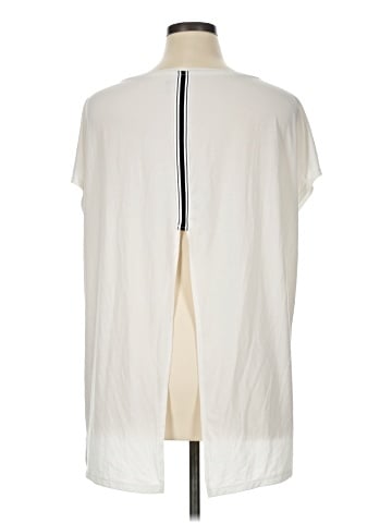Gap Fit Sleeveless T-Shirt (view 2)