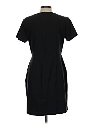 Old Navy Casual Dress (view 2)