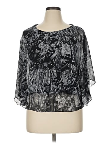 Lilly Lou 3/4 Sleeve Blouse (view 1)