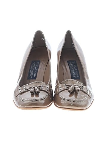 Stuart Weitzman X Russell & Bromley Heels (view 2)