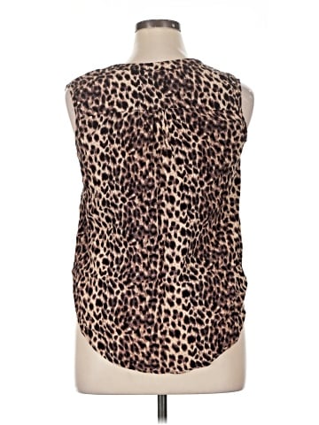 41Hawthorn Sleeveless Blouse (view 2)