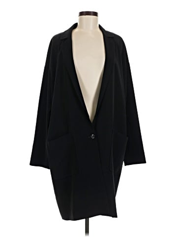 Won Hundred Coat (view 1)