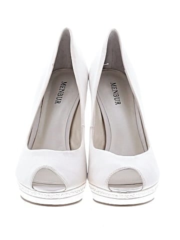Menbur Heels (view 2)