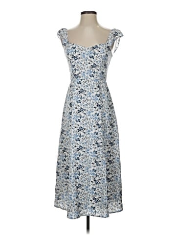 Francesca's Casual Dress (view 1)