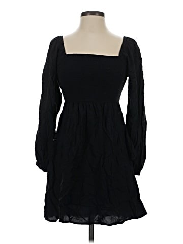 Old Navy Casual Dress (view 1)