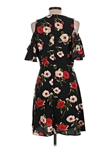 Boohoo Casual Dress (view 2)