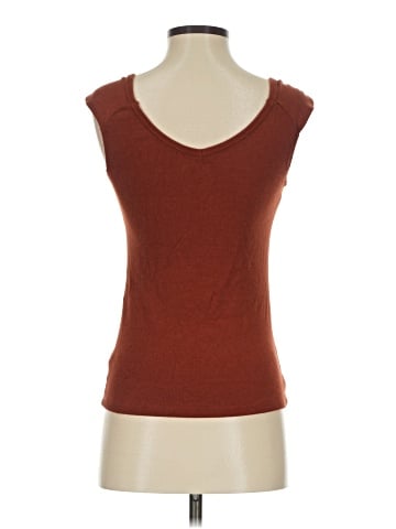 Gap Sleeveless T-Shirt (view 2)