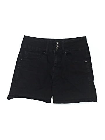 Hot Topic Shorts (view 1)