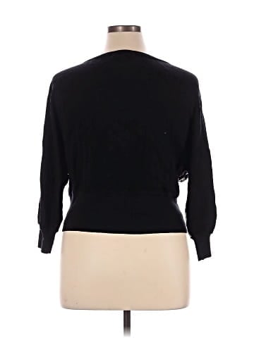 St. John Pullover Sweater (view 2)