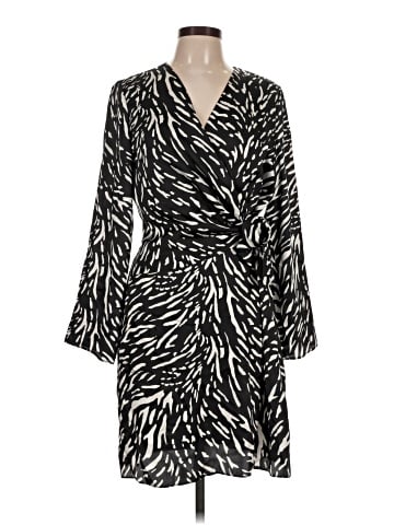 Donna Morgan Casual Dress (view 1)