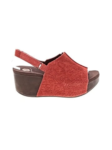 Yellow Box Wedges (view 1)