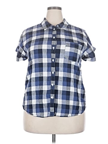 Caslon Short Sleeve Button-Down Shirt (view 1)