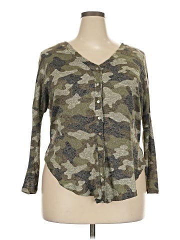 Bobeau 3/4 Sleeve Blouse (view 1)