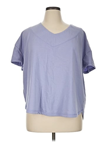 LIVI Short Sleeve T-Shirt (view 1)
