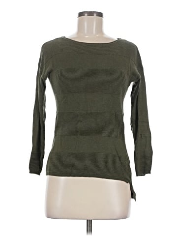 Romeo & Juliet Couture 3/4 Sleeve Top (view 1)