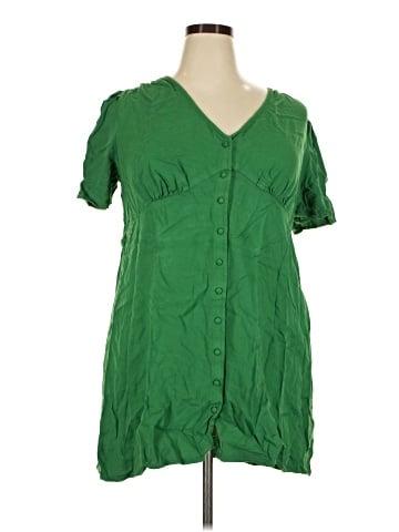 Old Navy Casual Dress (view 1)