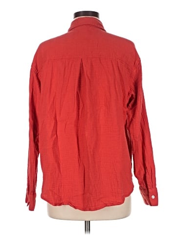 Maurices Long Sleeve Button-Down Shirt (view 2)