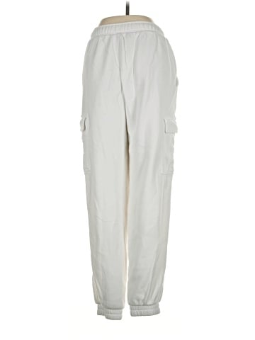 Universal Thread Cargo Pants (view 2)