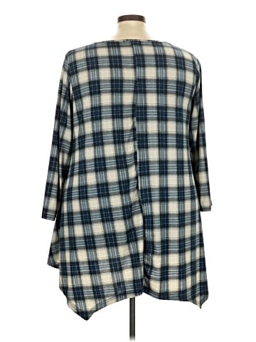 Larace 3/4 Sleeve Blouse (view 2)