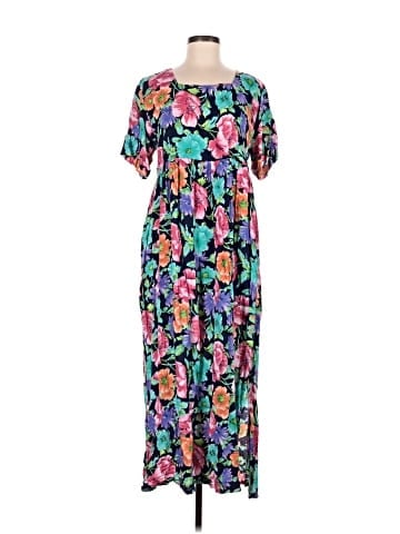 Diane von Furstenberg Casual Dress (view 1)