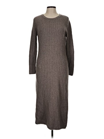 Old Navy Casual Dress (view 1)