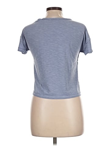Dillard's Short Sleeve T-Shirt (view 2)