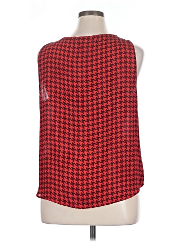 Elle Sleeveless Blouse (view 2)