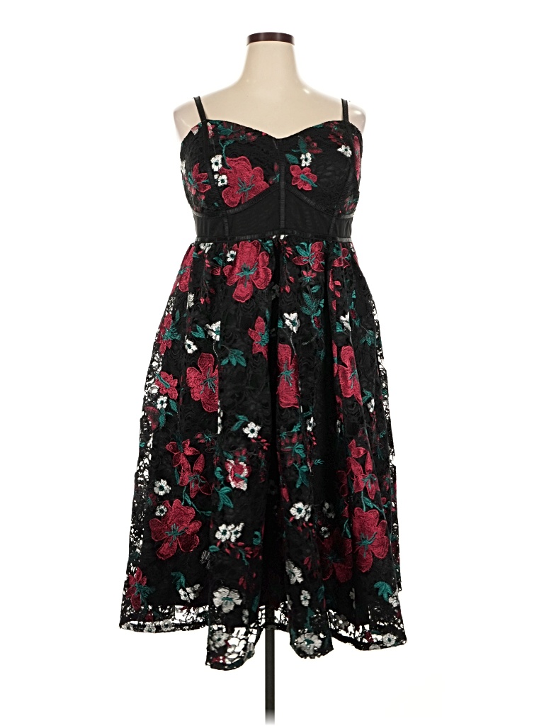 Pre-owned Torrid Cocktail Dress In Black