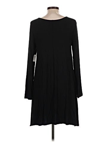 Old Navy Casual Dress (view 2)