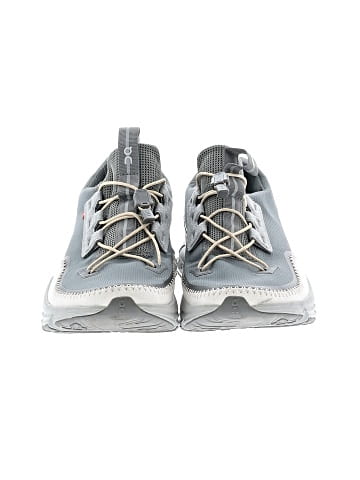 On Cloud Sneakers (view 2)